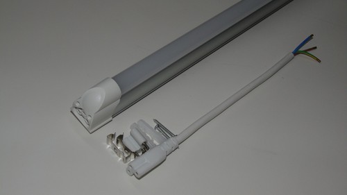 Led link under cabinet shelf - under,
